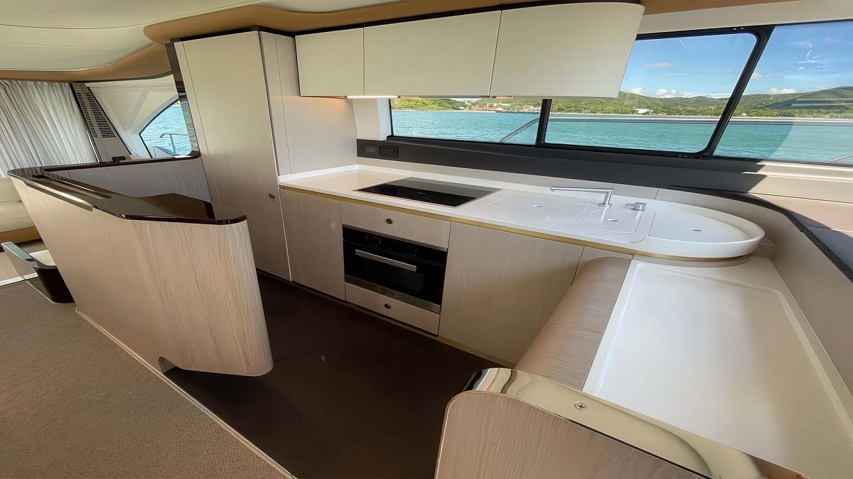 Аренда яхты Azimut 60 Mare на Пхукете